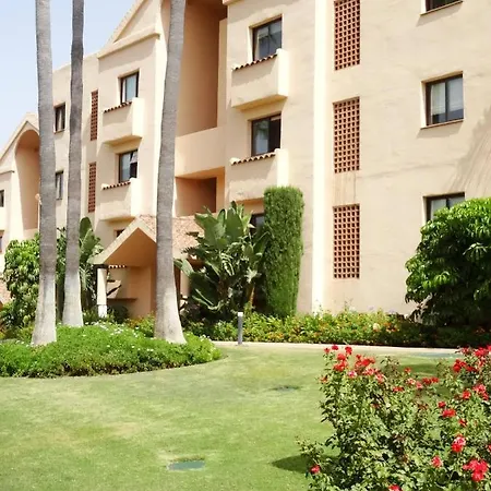Apartment Beautiful Flat Near Golf Courses With Sea Views