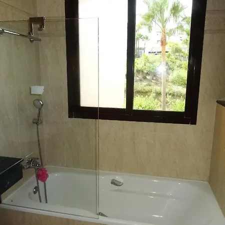 Apartment Beautiful Flat Near Golf Courses With Sea Views